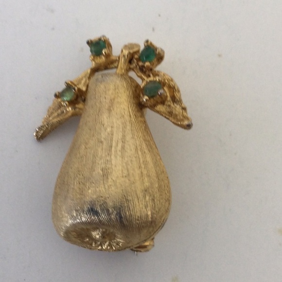 Apple Pin with 4 small Emeralds - Picture 3 of 5